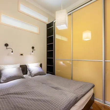 Rog With Balcony Appartamento Lubiana